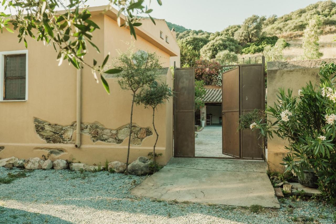 Villa Il Casale à Teulada Extérieur photo