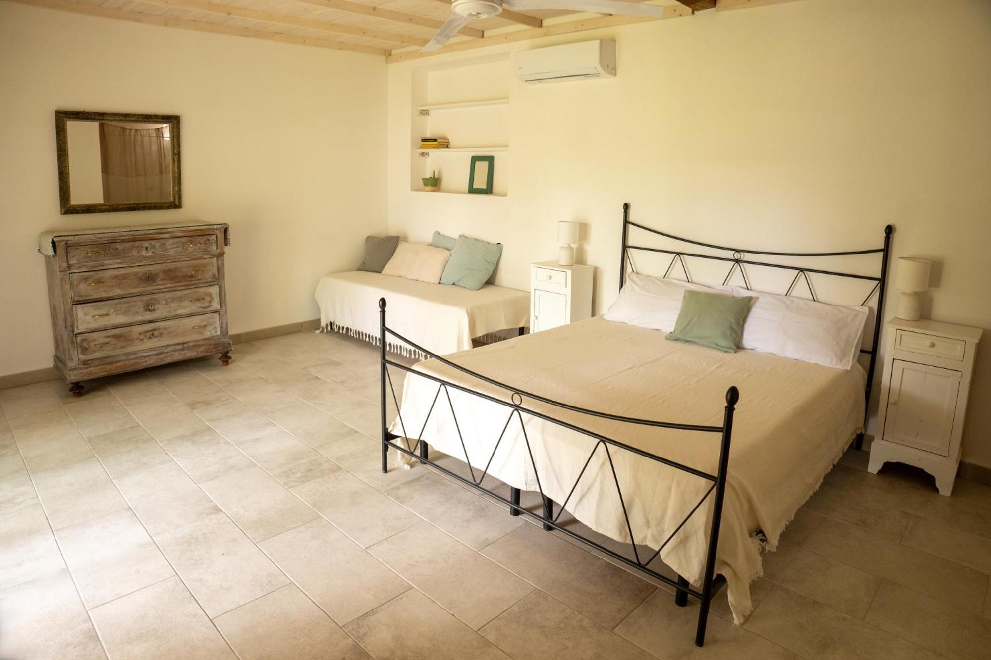 Villa Il Casale à Teulada Extérieur photo