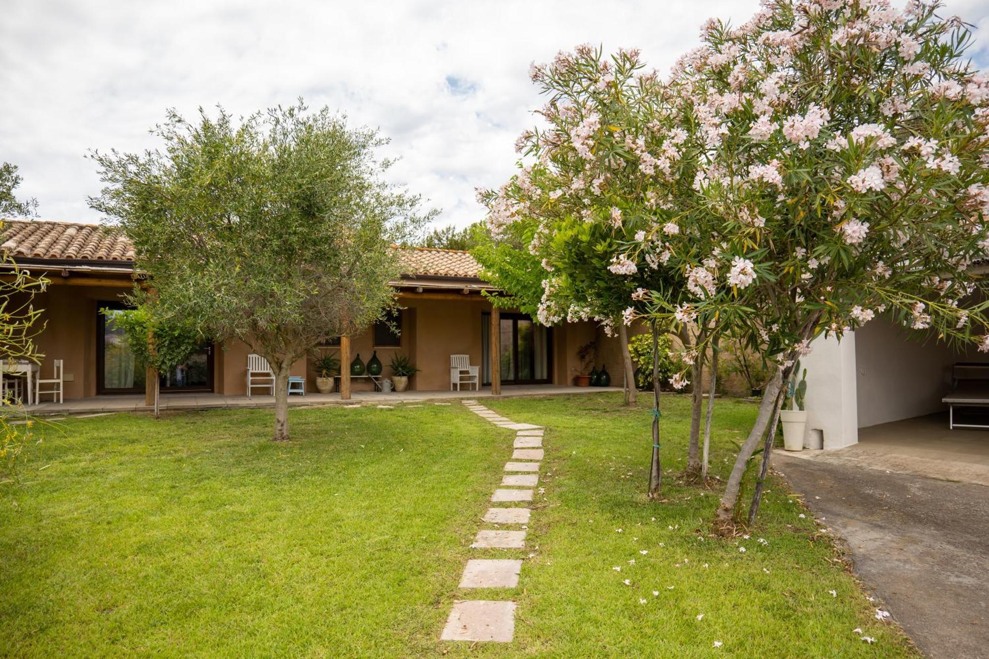 Villa Il Casale à Teulada Extérieur photo