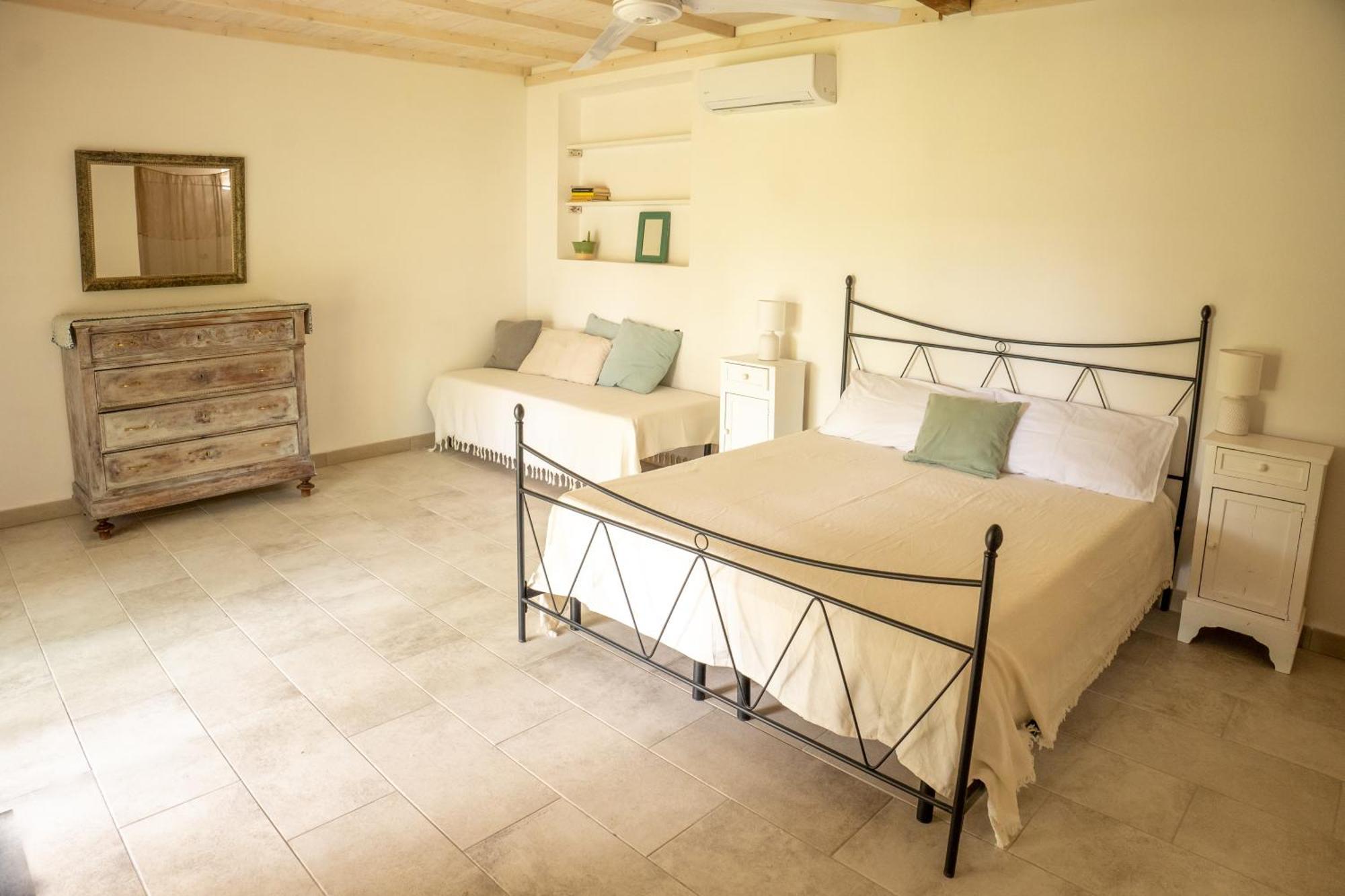 Villa Il Casale à Teulada Extérieur photo